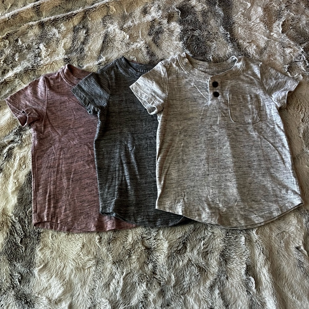 Cat & Jack 3 pack T-Shirts (boys) 12 month
